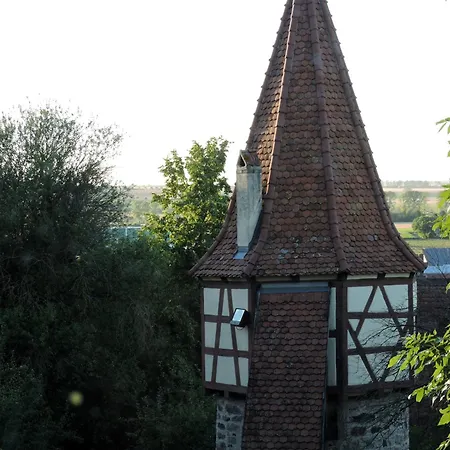 아파트 Turmstueble Im Torhaus Von 1545